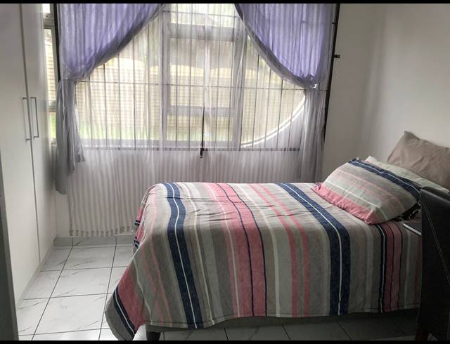 2.5 BEDROOM FLAT RENTED IN SYDENHAM